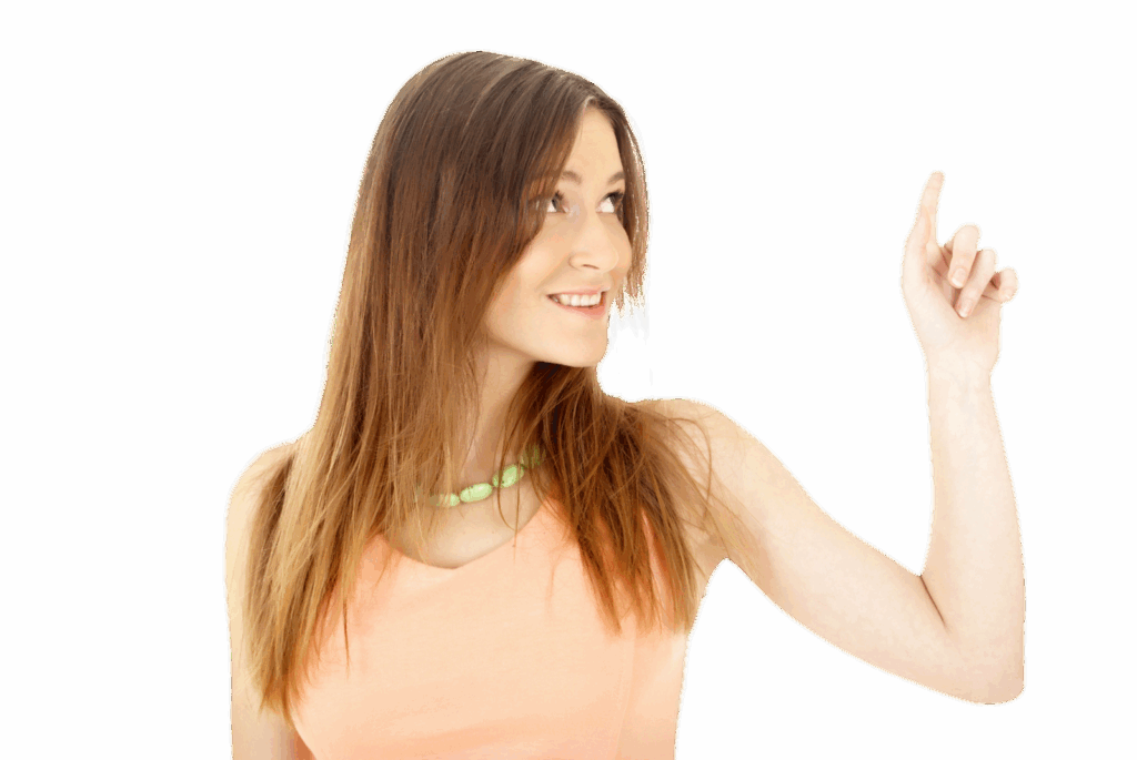 Lächelnde Frau zeigt nach oben – Blickfang neben Willkommenstext auf der Startseite